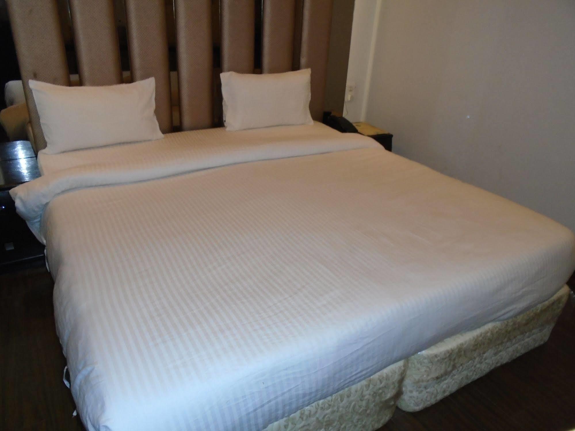 Hotel Gold Souk - Karol Bagh Delhi  Exterior foto